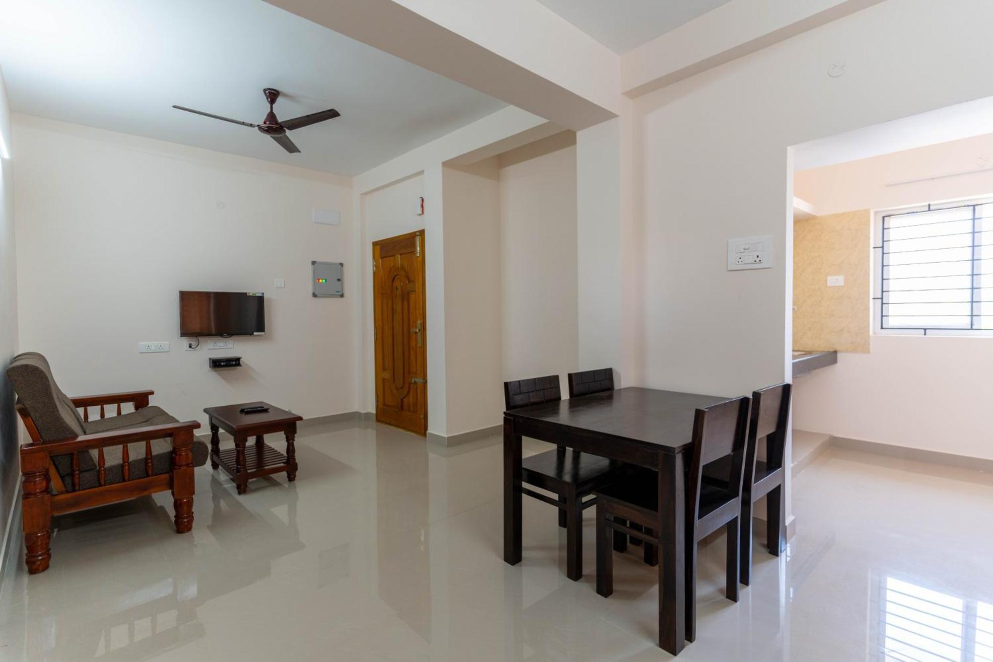 צ'נאי Aishwaryam Service Apartment מראה חיצוני תמונה